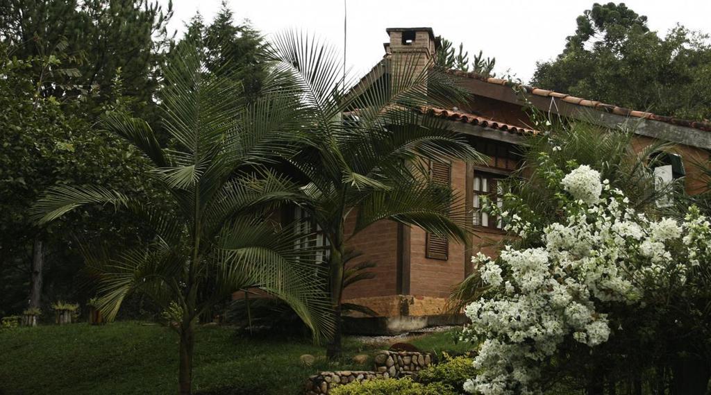 Pousada Villa Campestre Santo Antônio do Pinhal Exterior photo
